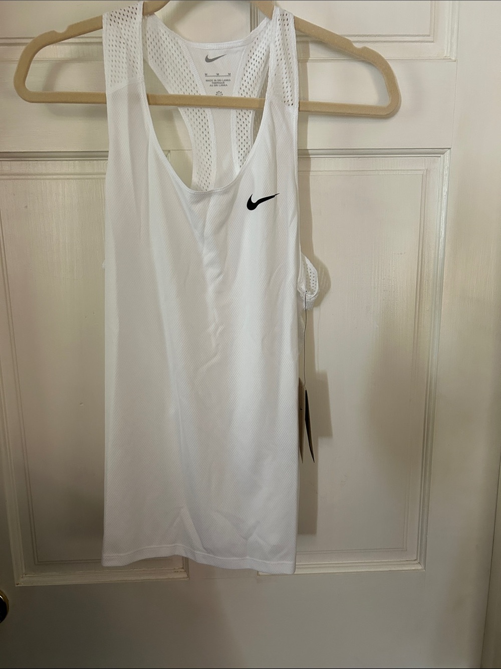 Nike Ladies Size Medium White Mesh Racerback Tank with Black Swoosh NWT - Picture 1 of 3